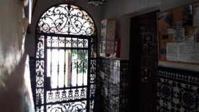 Отель Hostal Manolo  Эль-Пуэрто-Де-Санта-Мария